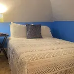 Sleeps 14 4 Bedroom With 9 Beds And 2 Bathrooms Plus Wifi